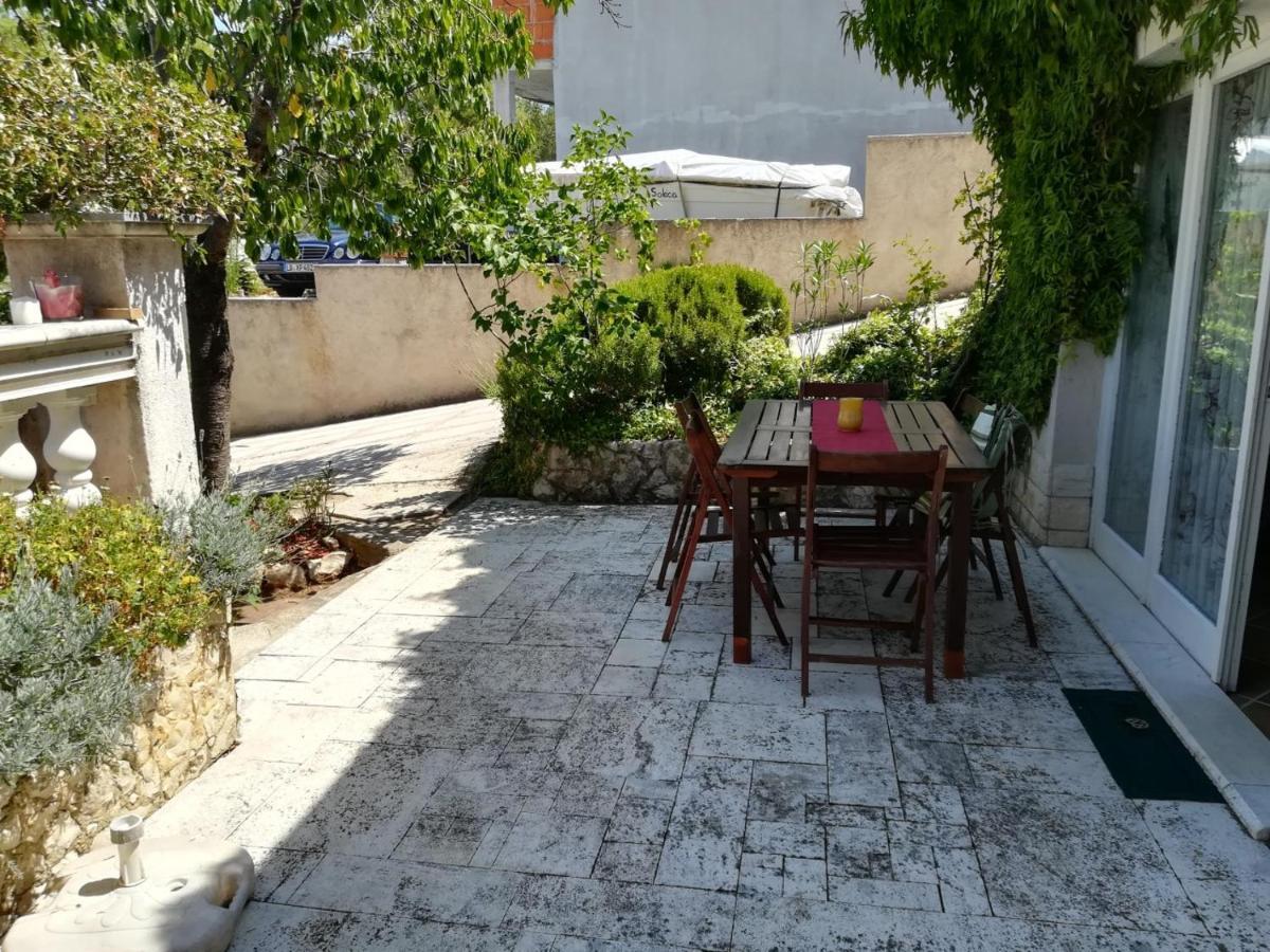 Villa Caroline Trogir Buitenkant foto