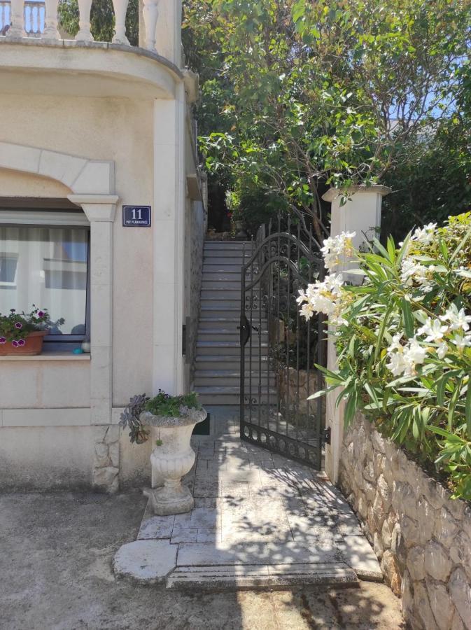Villa Caroline Trogir Buitenkant foto